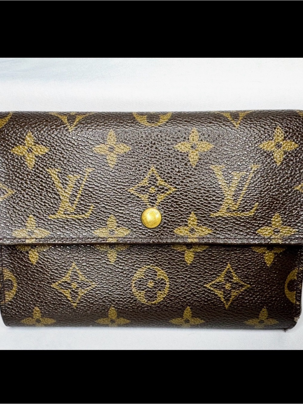 Louis Vuitton Monogram Compact International Wallet w/COA!